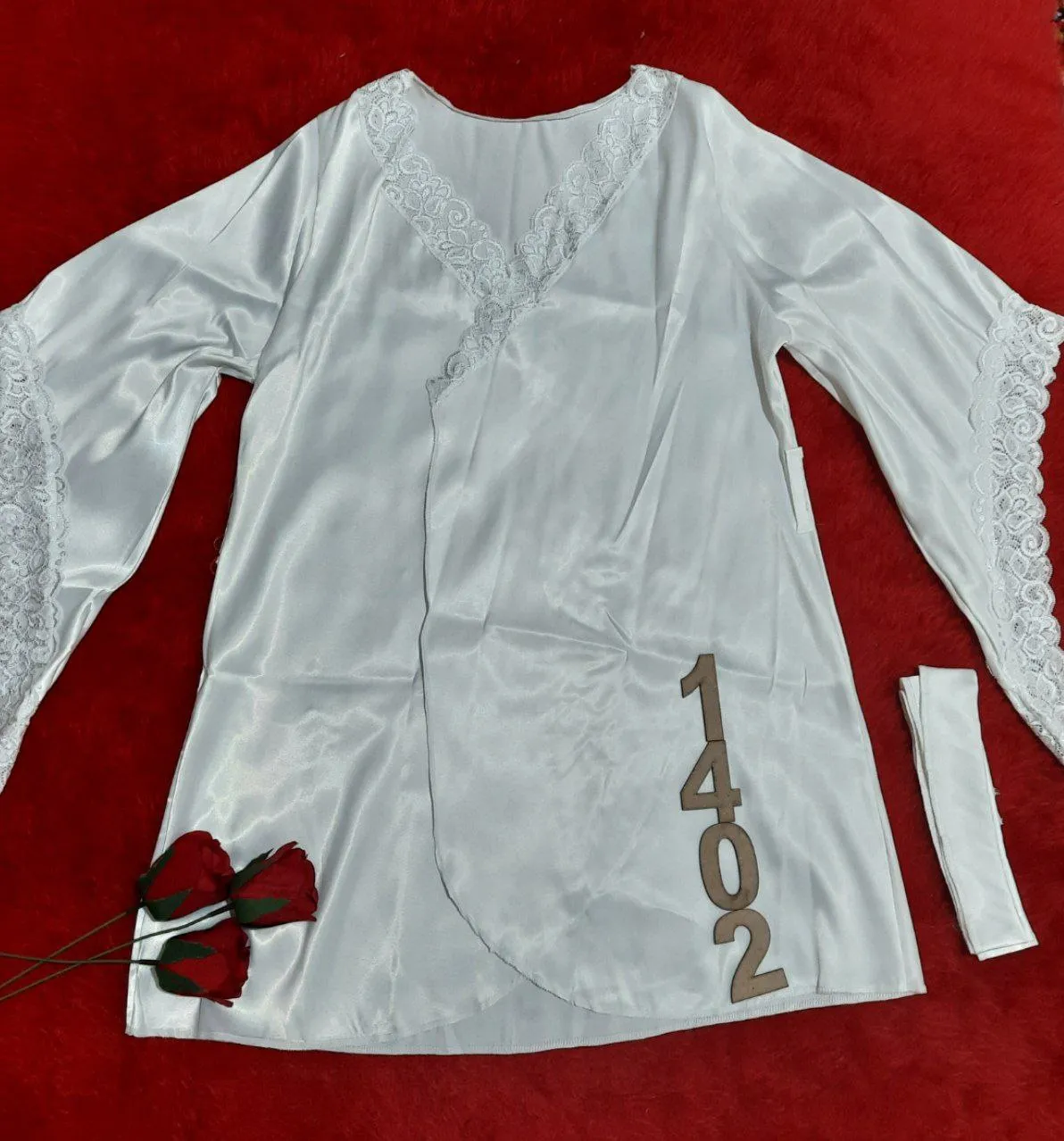 ربدوشامبر ساتن Sita کد 1402 - تصویر 5